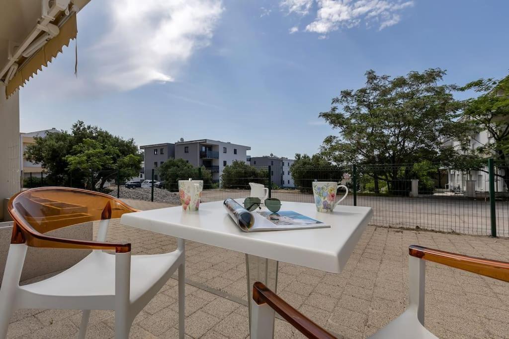 Brotis - Studioapartment - Makarska Exklusiv Promajna Exteriér fotografie