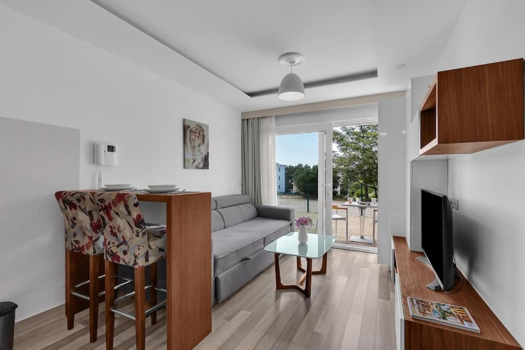 Brotis - Studioapartment - Makarska Exklusiv Promajna Exteriér fotografie
